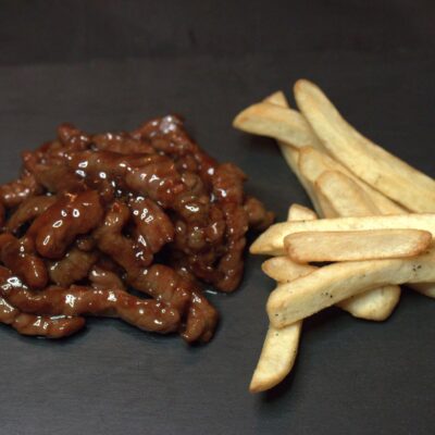40A. Ternera salteada con patatas fritas