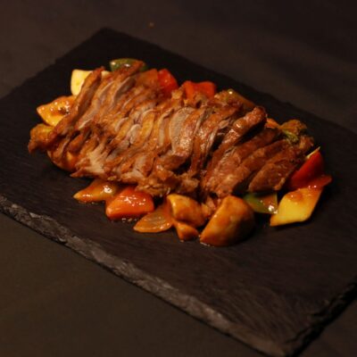 T10. Pato asado al estilo tailandés